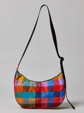 Baggu Medium Crescent - Madras - UO EXCLUSIVE!!
